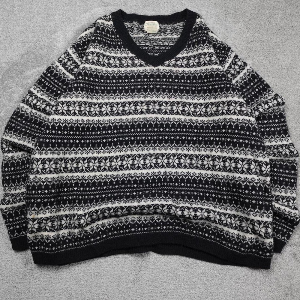 VTG St. John's Bay Fair Isle V Neck Lambswool Nordic Black Sweater 2XL (26x26)